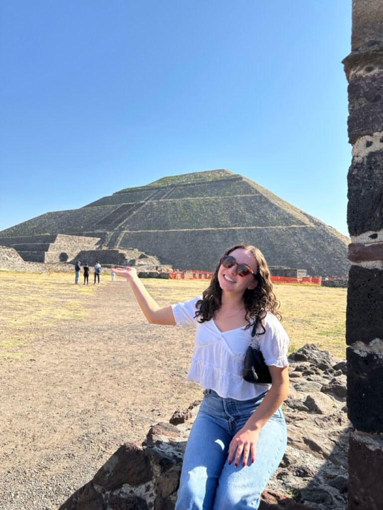 Amanecer en Teotihuacán: vuelo en globo, historia y espiritualidad